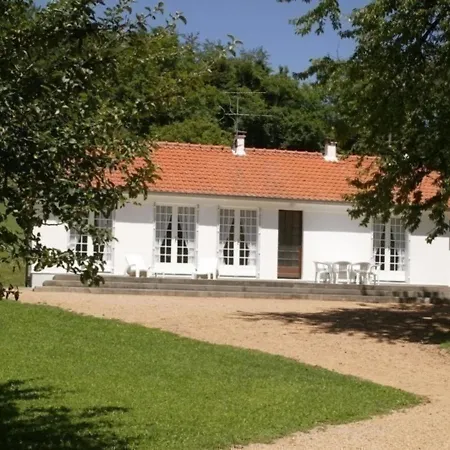 בית נופש Gite Saint-Cirgues-Sur-Couze, 4 Pieces, 6 Personnes - Fr-1-630-111 Saint-Cirgues-sur-Couze